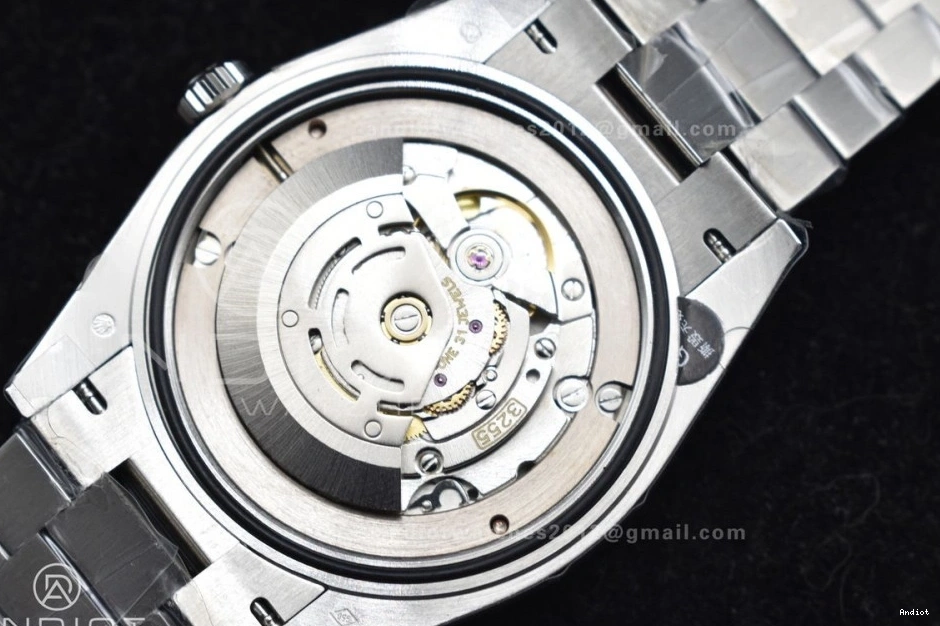 Gain A President DayDate 40 Crystal Bracelet 720 Unique On Dial Weight SS Blue Iced GSF 0709